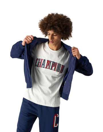 In den Einkaufswagen Champion Multicolour Bookstore Baumwolle T-Shirt "White" Champion Multicolour Bookstore Baumwolle T-Shirt "White"