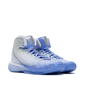 Kobe 3 Protro "Christmas"