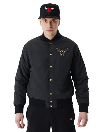 Neue Era NBA Chicago Bulls Team Script Bomber Jacke