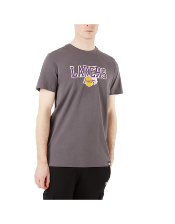 In den Einkaufswagen Neu Era NBA L.A Lakers Throwback Graphic T-Shirt "Grey" Neu Era NBA L.A Lakers Throwback Graphic T-Shirt "Grey"