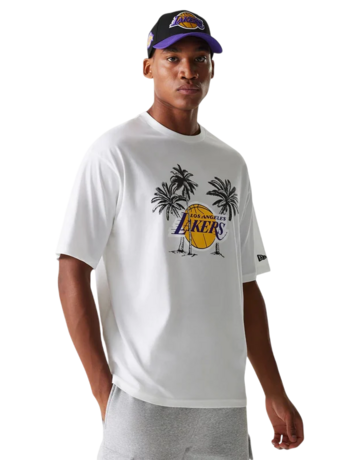 In den Einkaufswagen New Era NBA LA Lakers Palm Tree Open Oversized T-Shirt New Era NBA LA Lakers Palm Tree Open Oversized T-Shirt