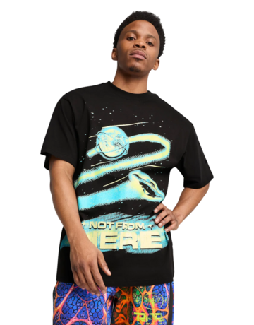 In den Einkaufswagen Puma Melo Alien Skins Tee II "Black" Puma Melo Alien Skins Tee II "Black"