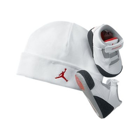 Jordan 3 Retro Geschenkpaket Bebé (120/blanco/negro/rojo)