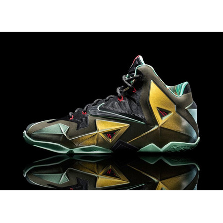 Lebron XI "King\\'s Pride" (700/verde/oro/negro)