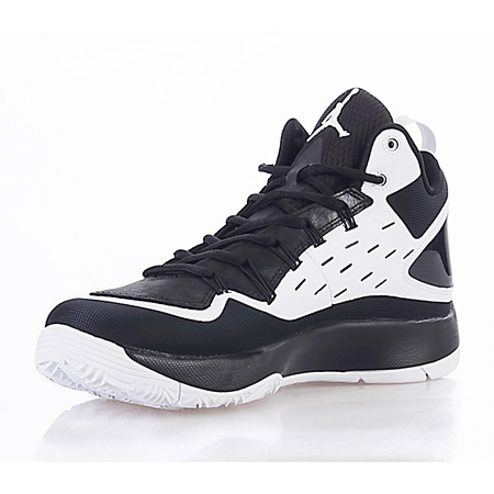 Jordan SuperFly 2 PO "Black" (011/negro/blanco)
