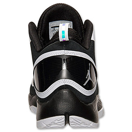 Jordan SuperFly 2 PO "Black" (011/negro/blanco)