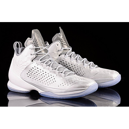Jordan Melo M11 " All Star Game NYC" (106/white/pure/back/metallic silver)