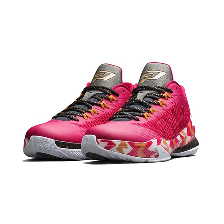 Jordan CP3.VIII "Weihnachten" (625/Kardinal rot/bronze/blanco)