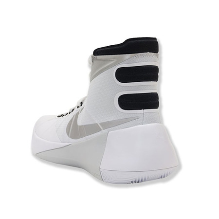 Wmns Nike Hyperdunk 2015 TB "Frau" (100/weiß/metallisch silber/schwarz)