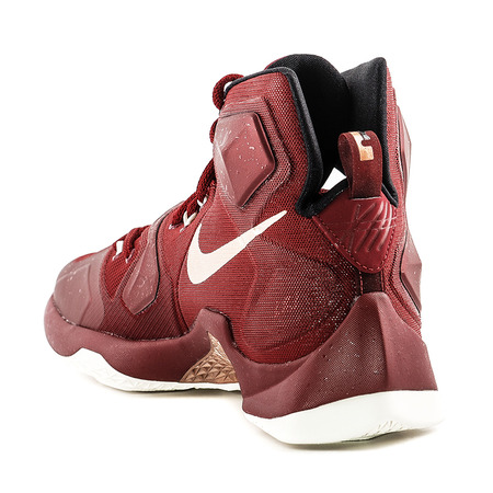 Lebron XIII "Cavaliers" (690/team rot/bronze/schwarz)