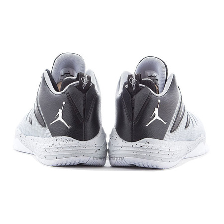 Jordan CP3 IX "Mix" (003/gris/negro/plata)