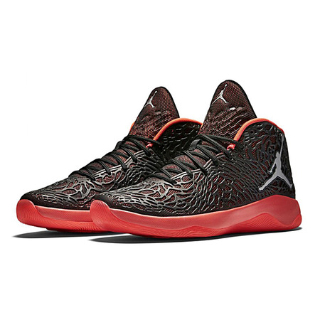 Jordan Ultra Fly Jimmy Butler "Bulls" (004/black/silber/irfrared)