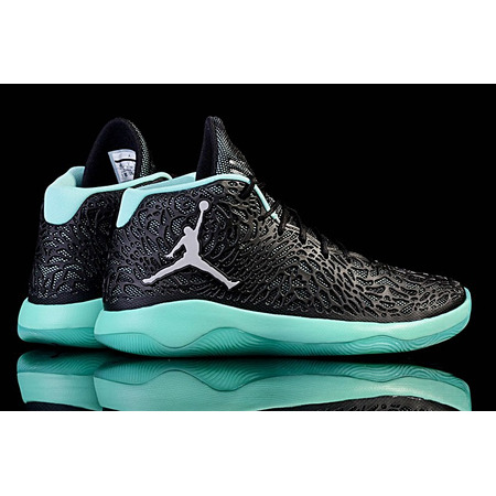 Jordan Ultra Fly "Jimmy Butler" (006/black/silber/turquoise)