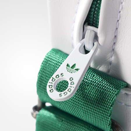 Adidas Originals Mini Tasche Perforiert (blanco/verde)