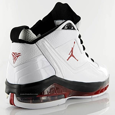 Jordan Melo M8 (101/blanco/rojo/negro)