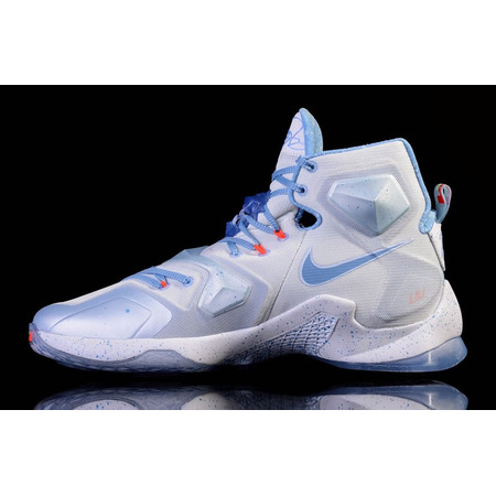 Lebron XIII "XMAS" (144/summit weiß/hellblau/blau)