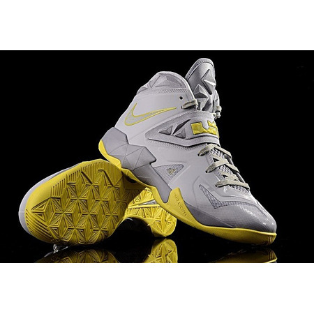 Lebron Zoom Soldier VII "Pure Platinum" (001/platin/amarillo)