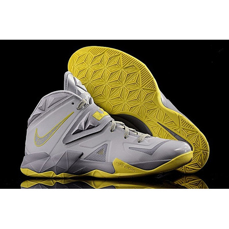 Lebron Zoom Soldier VII "Pure Platinum" (001/platin/amarillo)