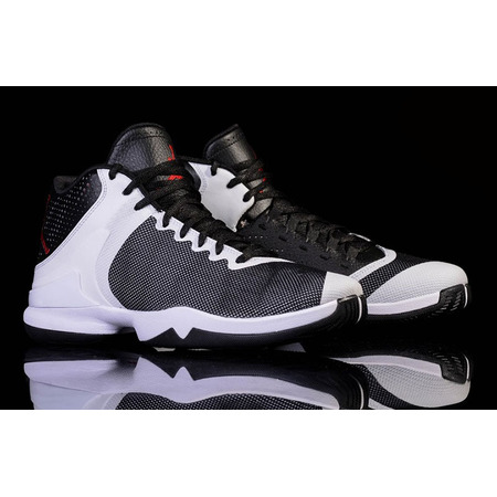 Jordan SuperFly 4 PO Griffin "Schwarz und Weiß" (002)