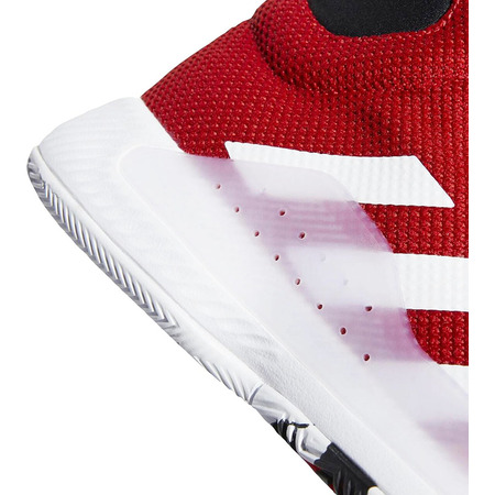 Adidas verkünden Madness 2019 "Aktiv Rot"