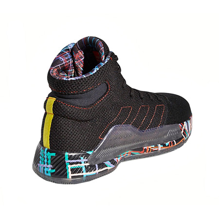 Adidas verkünden Madness 2019 "Graffiti"