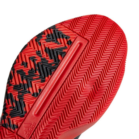 Adidas verkünden Madness Low 2019 "Louisville Cardinals"