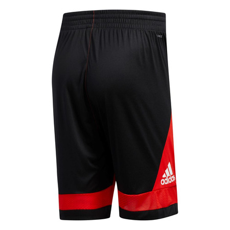 Adidas verkünden kurz