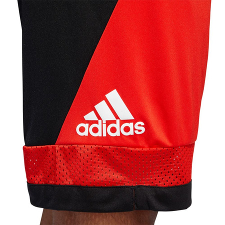 Adidas verkünden kurz