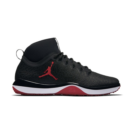 Air Jordan Trainer 1 "Hero" (001/schwarz/gym rot/weiß)