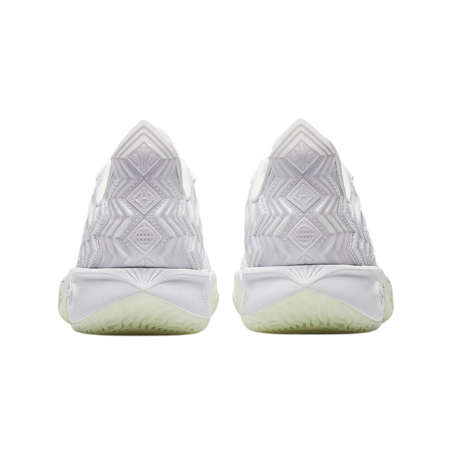 ANTA Kyrie Irving Kai 2 "White Phantom"