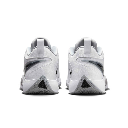 Giannis Freak 6 "Weiß"