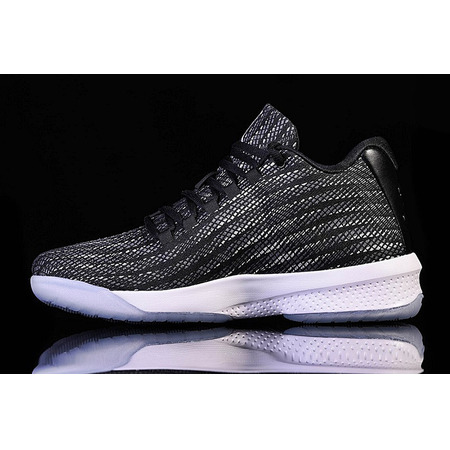 Jordan B. Fly "Spurs" (010)