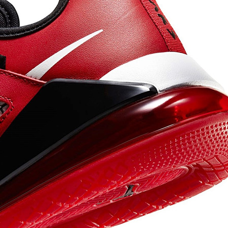 Jordan Mars 270 Low "Chicago"