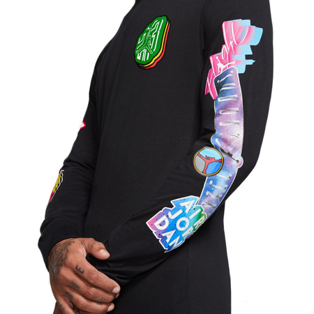 Jordan Photo Long-Sleeve Crew T-Shirt