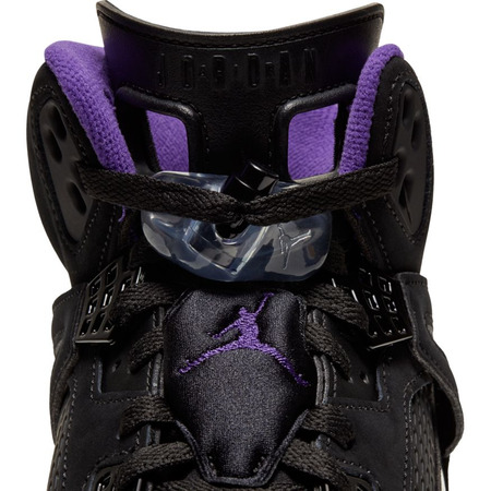 Jordan Spizike "Halloween Theme"
