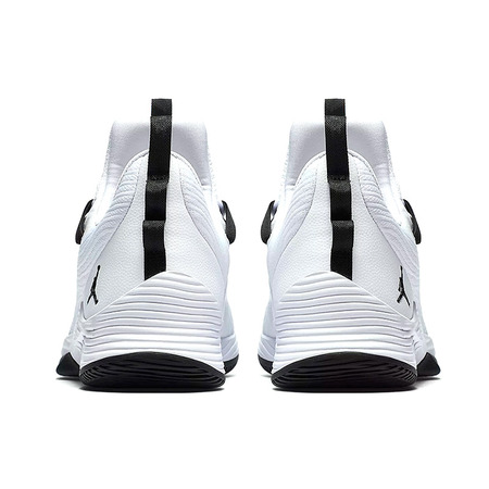 Jordan Ultra Fly 2 "Jager" (100)