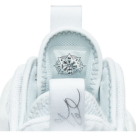 Jordan "Warum nicht?" Zer0.3 (GS) "White MetallicSilver"