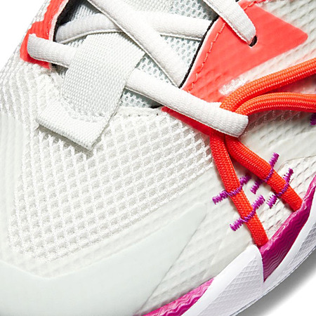 Jordan "Warum nicht?" Zer0.3 SE “Aura-Flash Crimson”