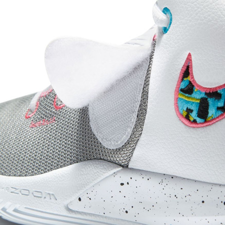 Kyrie Flytrap III "Smoothly"