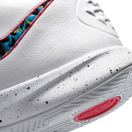 Kyrie Flytrap III "Smoothly"