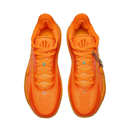 Kyrie Irving Kai 3 "Calcite"