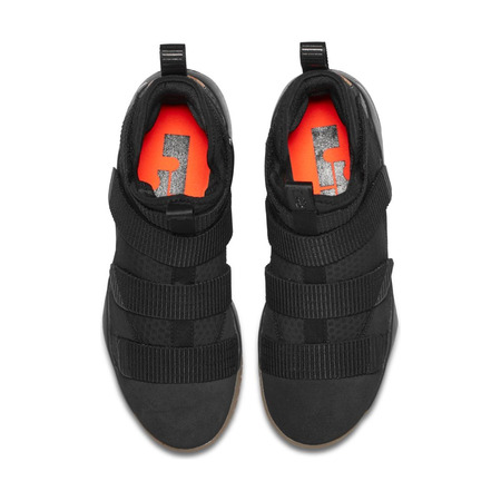 LeBron Soldier XI (007) "Dark Chains"