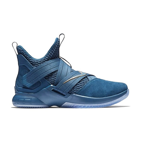 LeBron Soldier XII SFG "Von einem Krieger" (400)