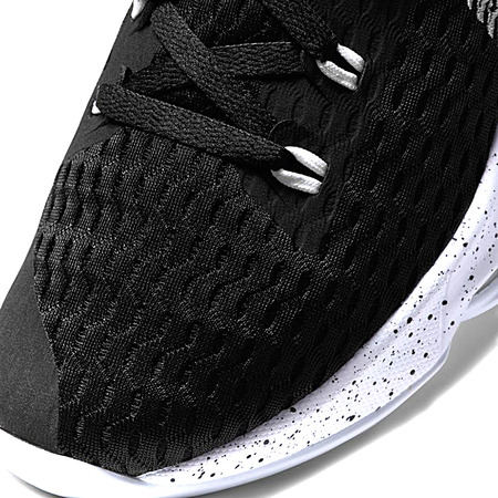 LeBron Witness 5 "Black Night"