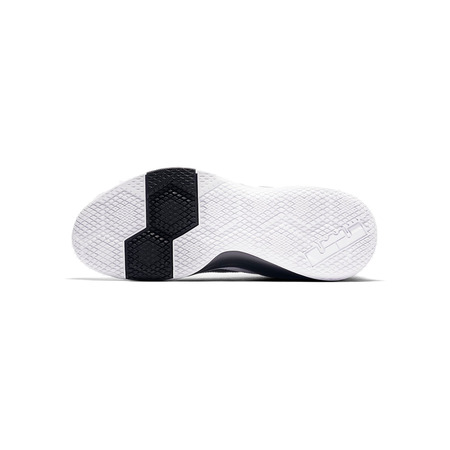 LeBron Witness II "Dodge Viper" (100)