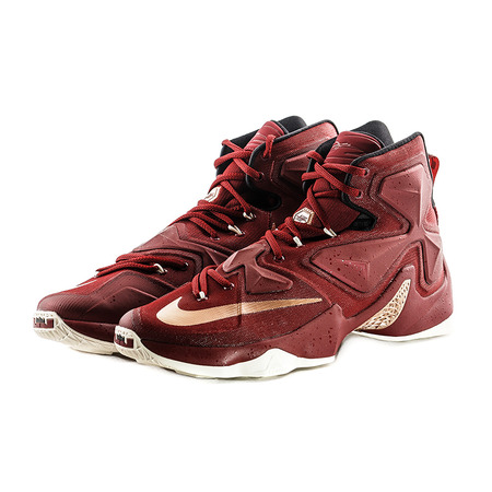 Lebron XIII "Cavaliers" (690/team rot/bronze/schwarz)