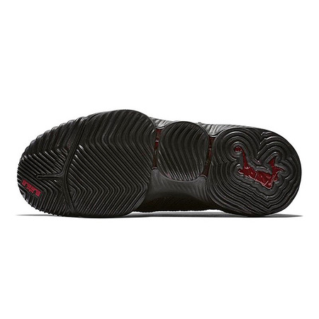 Lebron XVI "Fresh Bred"