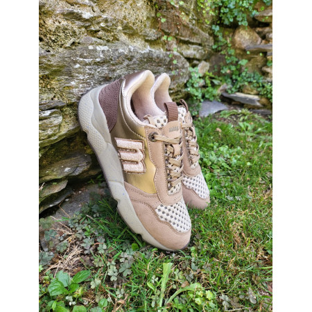 Mustang Sneakers CLIMB "Lottos Arena"