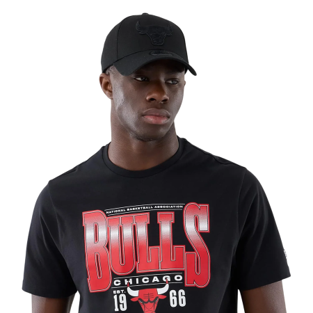 New Era NBA Chicago Bulls Arch Graphic Regular Tee "Black"