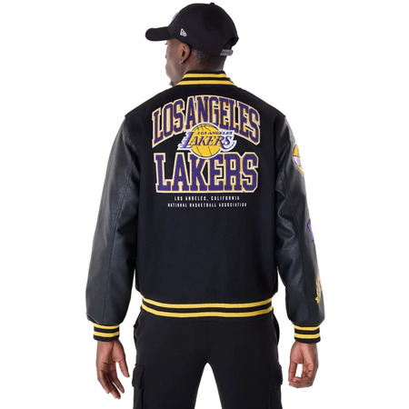 Neue Ära NBA LA Lakers Patch Varsity Jacket "Black"